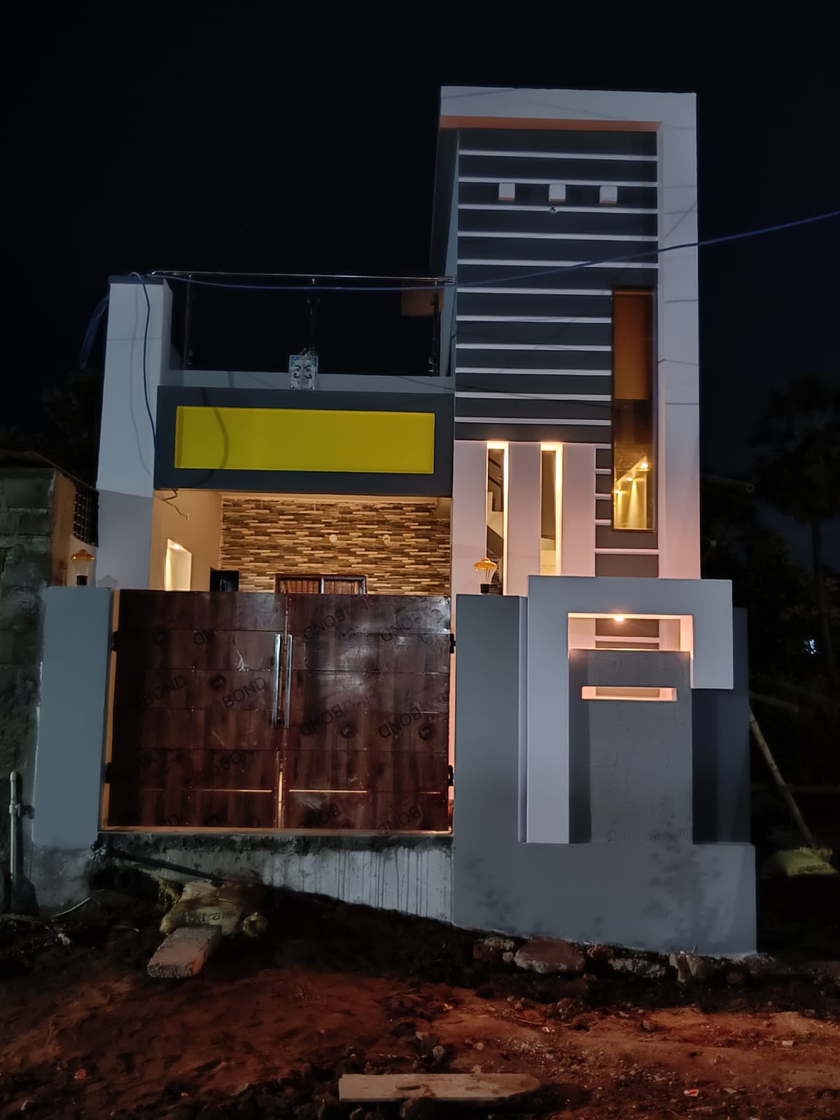 WhatsApp Image 2025-06-12 at 17.00.03_48f61487